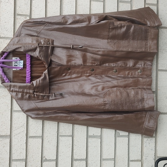 Gold Jacket** - Picture 5 of 11